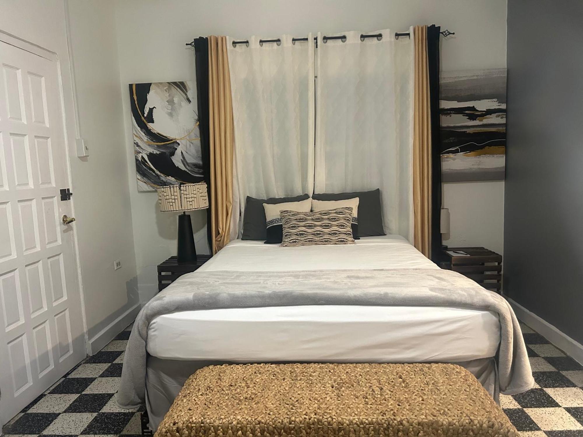 Bed and Breakfast The Royal Nest Trinidad Diego Martin Exterior foto